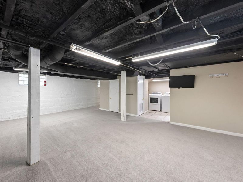 81 W Lakeview Avenue W, Columbus, OH 43202 Photo 32