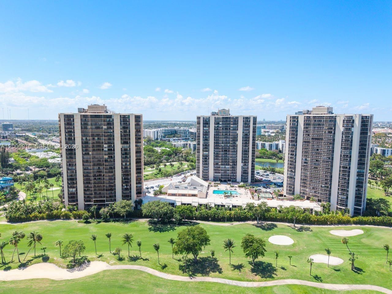 20335 W Country Club Dr, Unit 208, Aventura, FL 33180 Photo