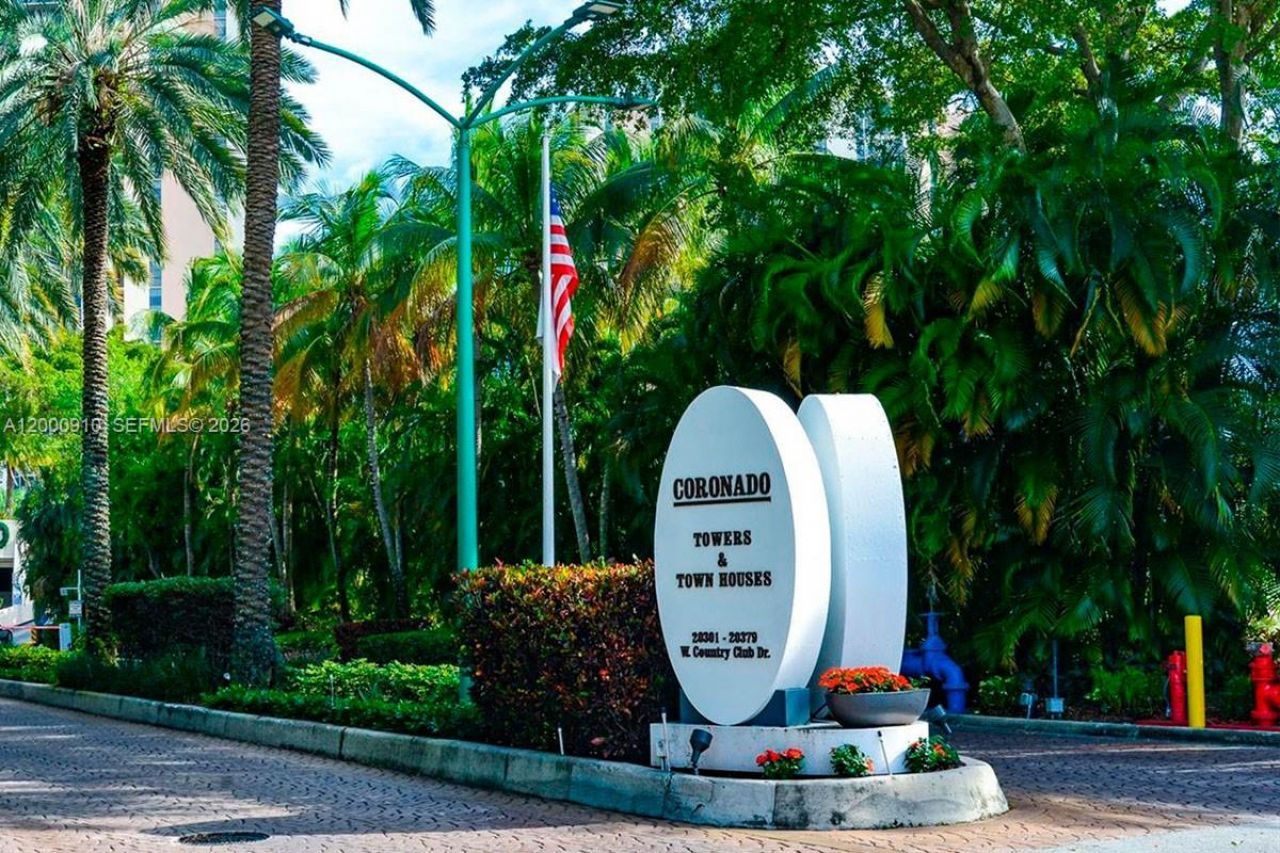 20335 W Country Club Dr, Unit 208, Aventura, FL 33180 Photo