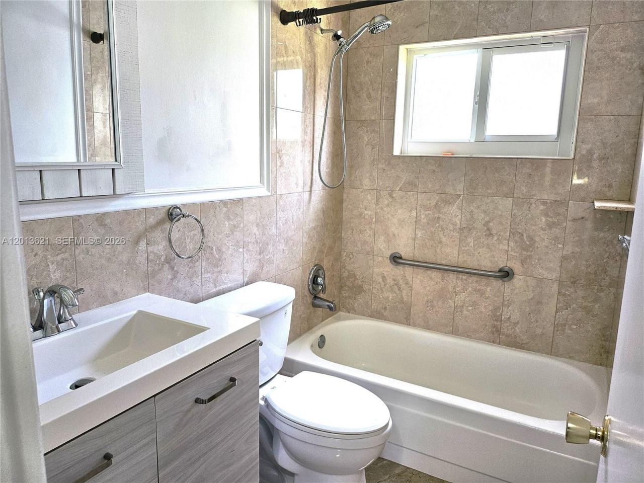 1040 NW 73rd Ter , Margate, FL 33063 Photo