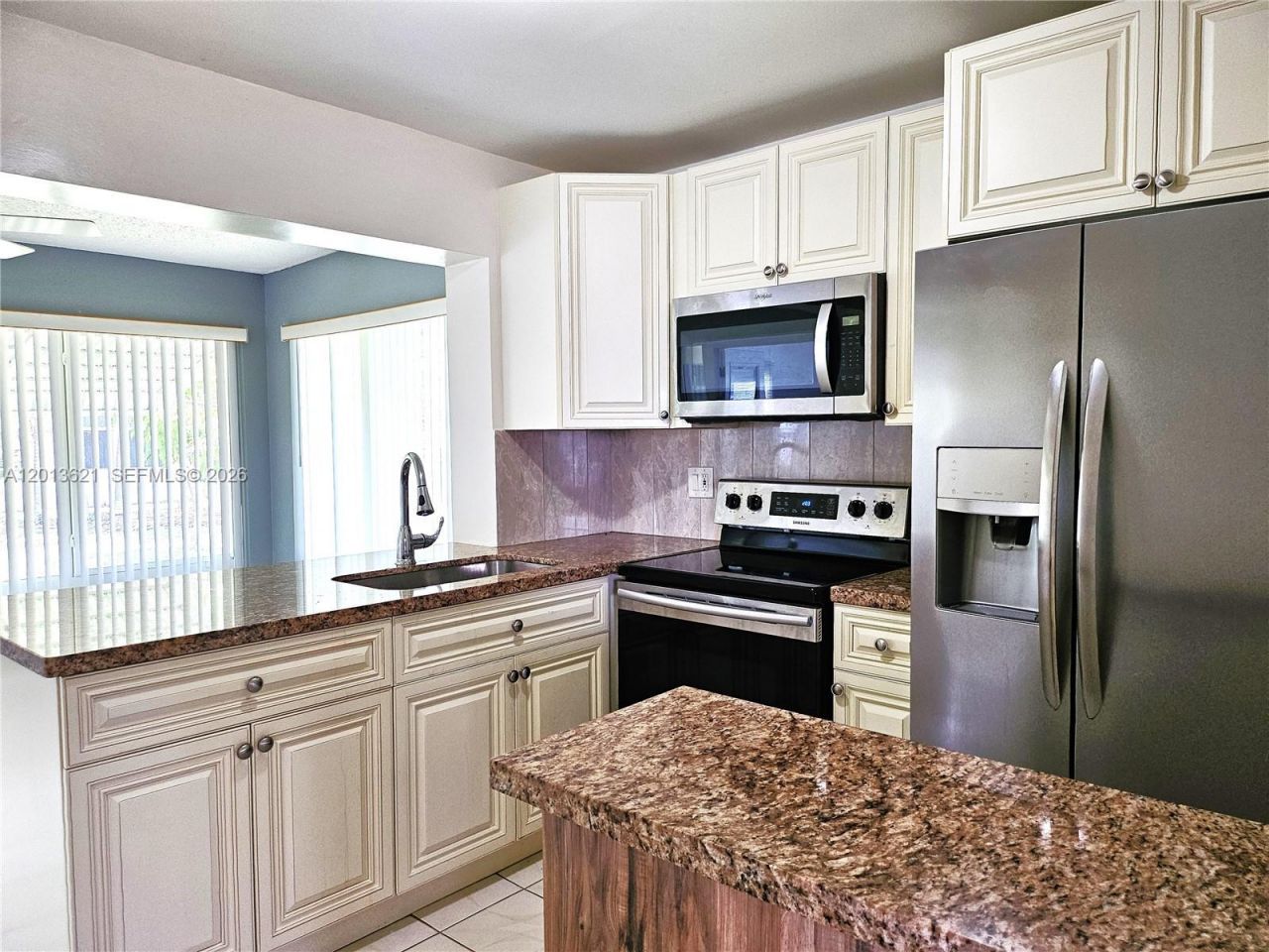 1040 NW 73rd Ter , Margate, FL 33063 Photo