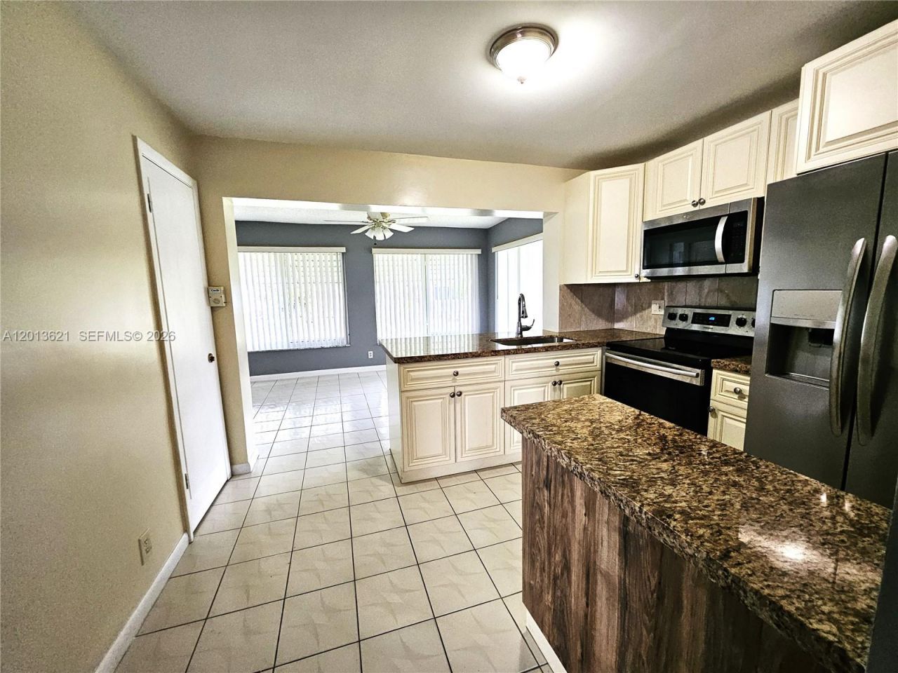 1040 NW 73rd Ter , Margate, FL 33063 Photo