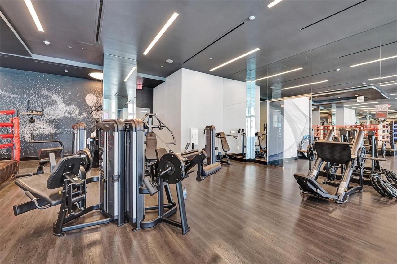 851 NE 1st Ave , Unit 4001, Miami, FL 33132 Photo