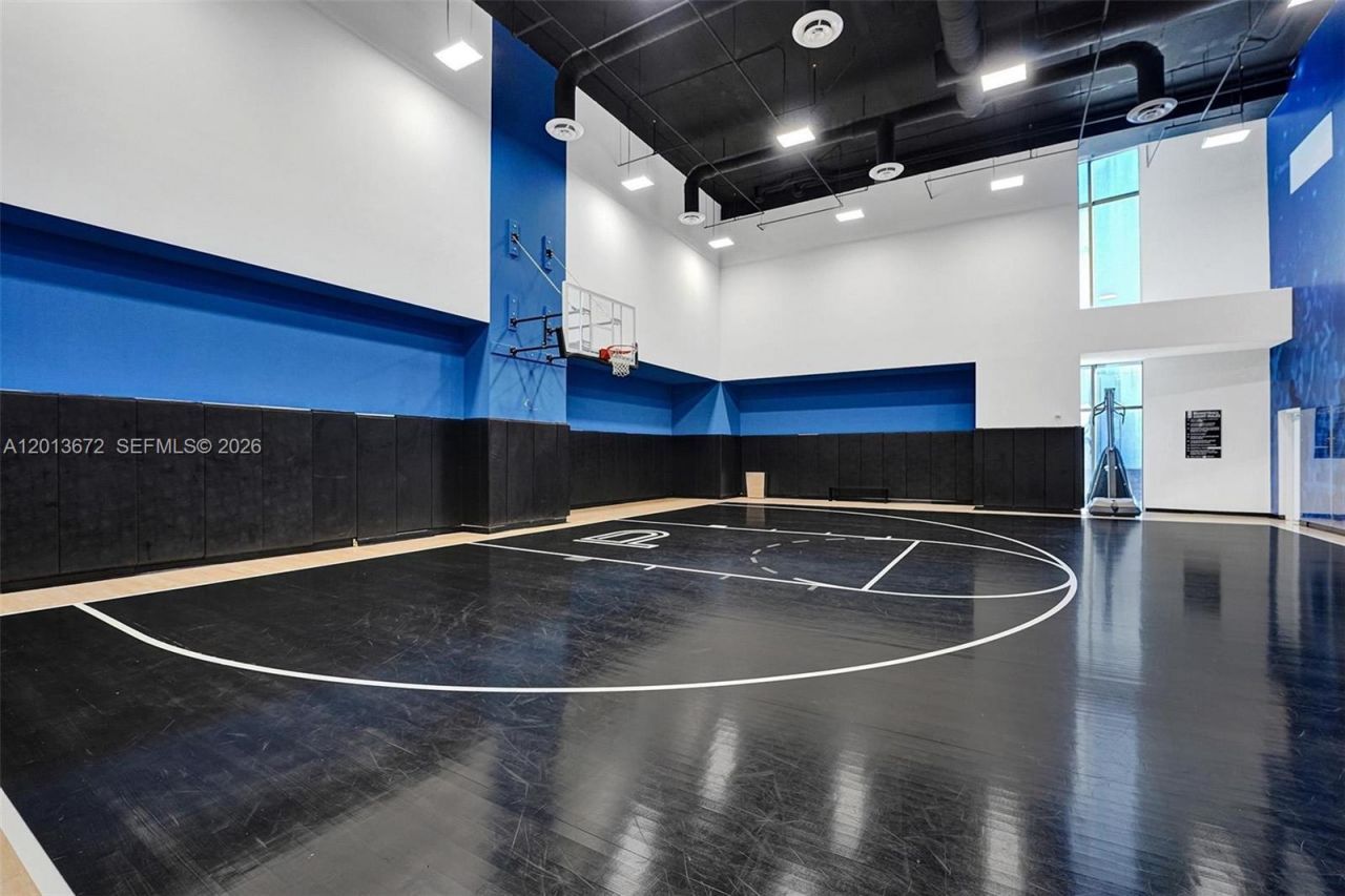 851 NE 1st Ave , Unit 4001, Miami, FL 33132 Photo