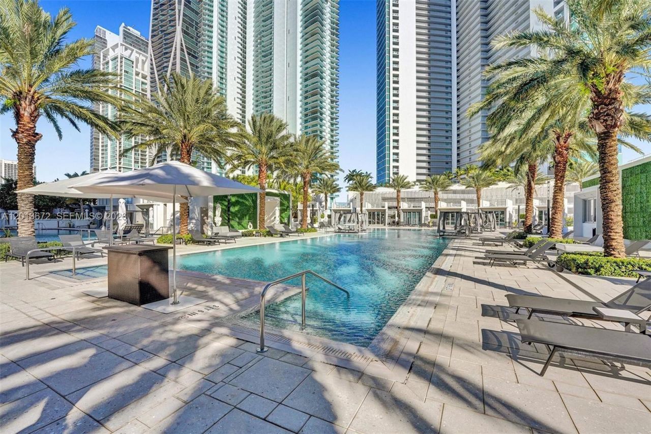 851 NE 1st Ave , Unit 4001, Miami, FL 33132 Photo