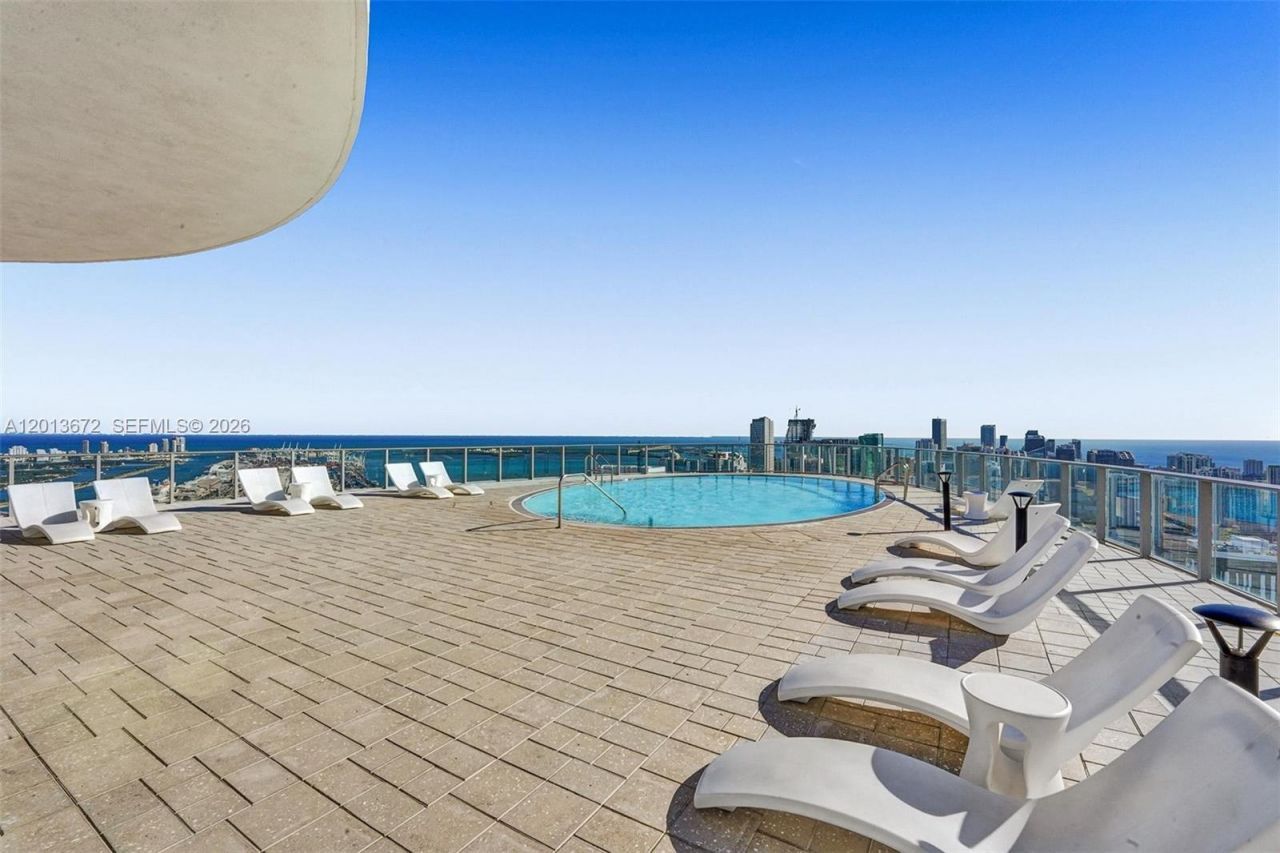 851 NE 1st Ave , Unit 4001, Miami, FL 33132 Photo