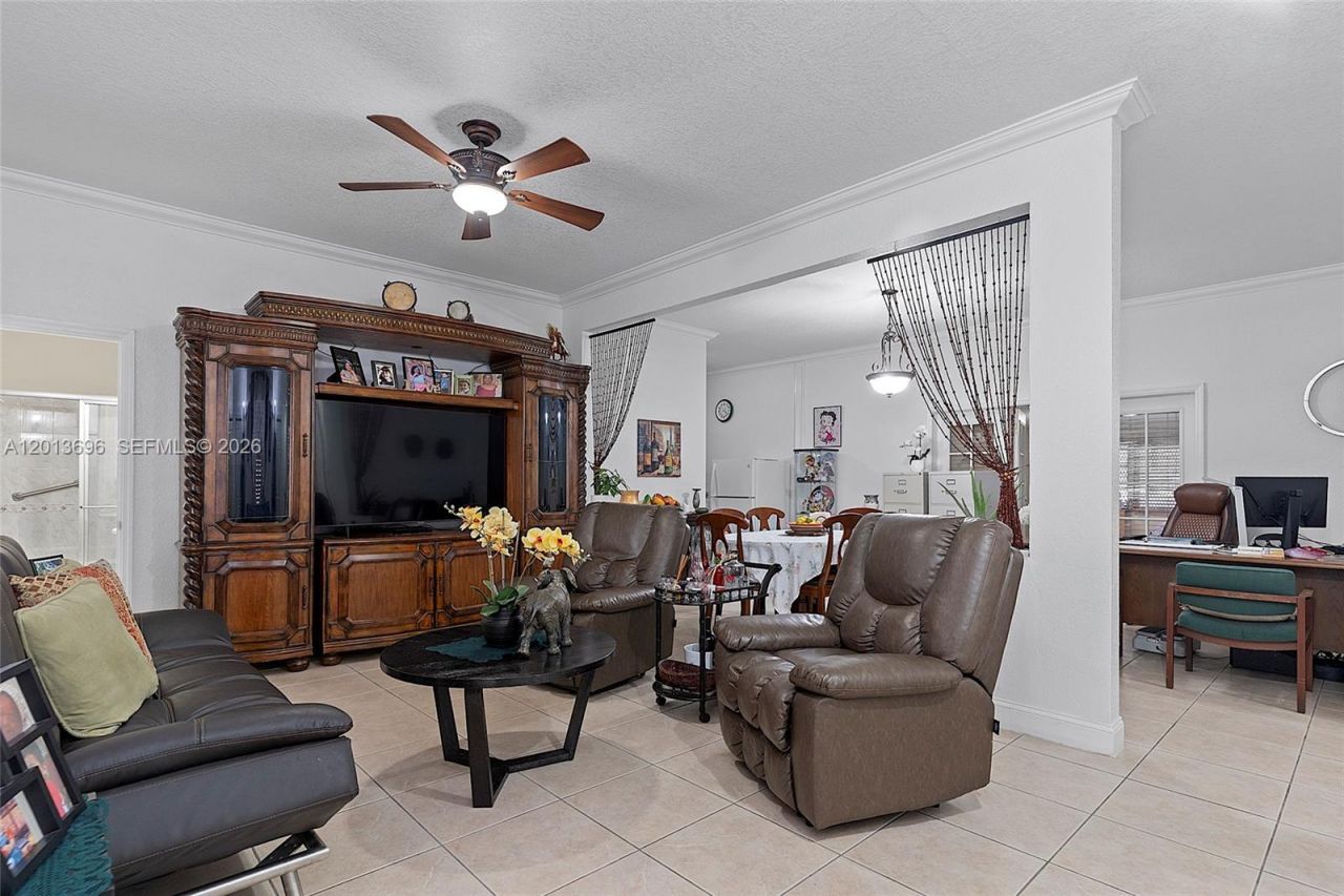 17155 NW 37th Ct, Miami Gardens, FL 33055 Photo