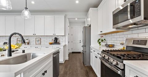 10469 Fendi Way, Elk Grove, CA 95757 Photo