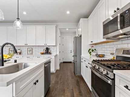 10469 Fendi Way, Elk Grove, CA 95757 Photo