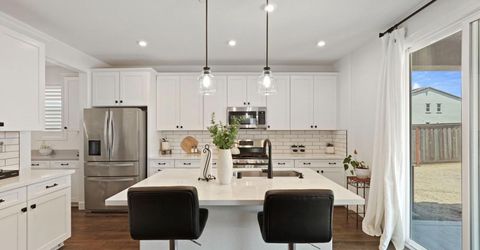 10469 Fendi Way, Elk Grove, CA 95757 Photo