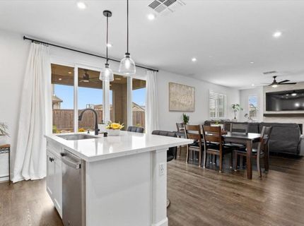 10469 Fendi Way, Elk Grove, CA 95757 Photo