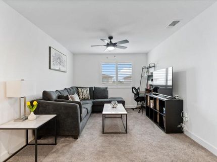 10469 Fendi Way, Elk Grove, CA 95757 Photo