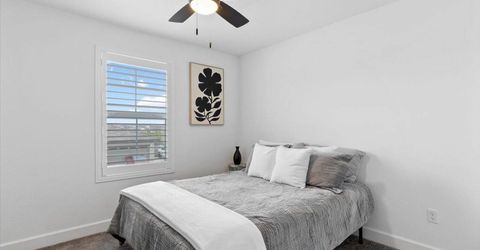 10469 Fendi Way, Elk Grove, CA 95757 Photo