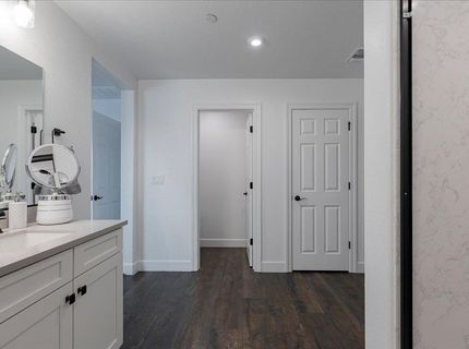 10469 Fendi Way, Elk Grove, CA 95757 Photo