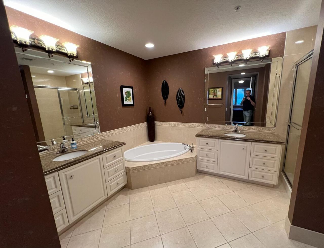20 Harbour Isle Drive W, Unit 106, Fort Pierce, FL 34949 Photo