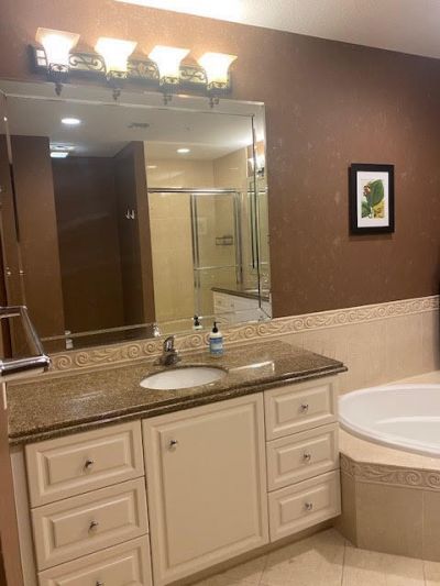 20 Harbour Isle Drive W, Unit 106, Fort Pierce, FL 34949 Photo