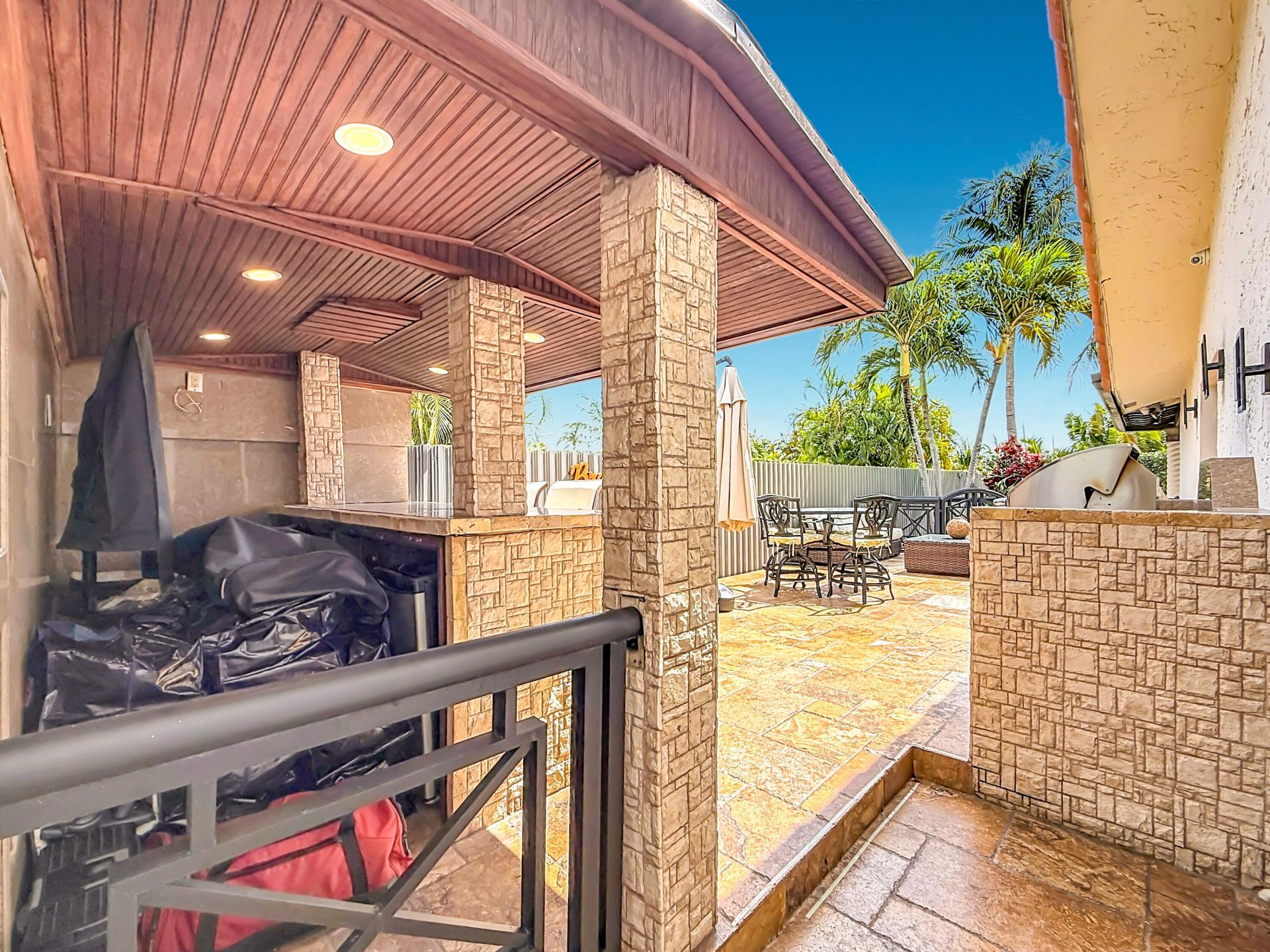 736 NW 12th Avenue, Dania Beach, FL 33004 Photo