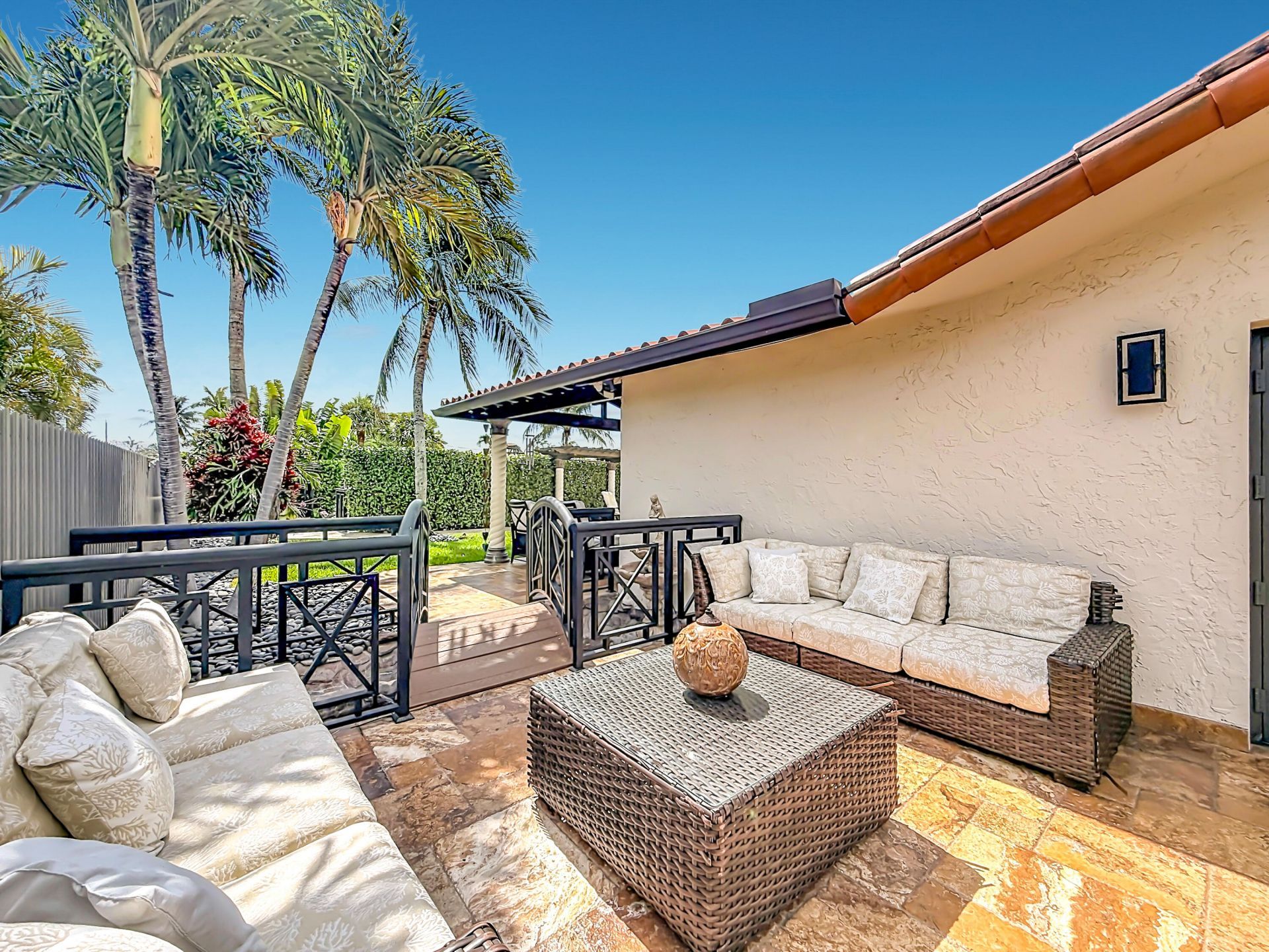 736 NW 12th Avenue, Dania Beach, FL 33004 Photo