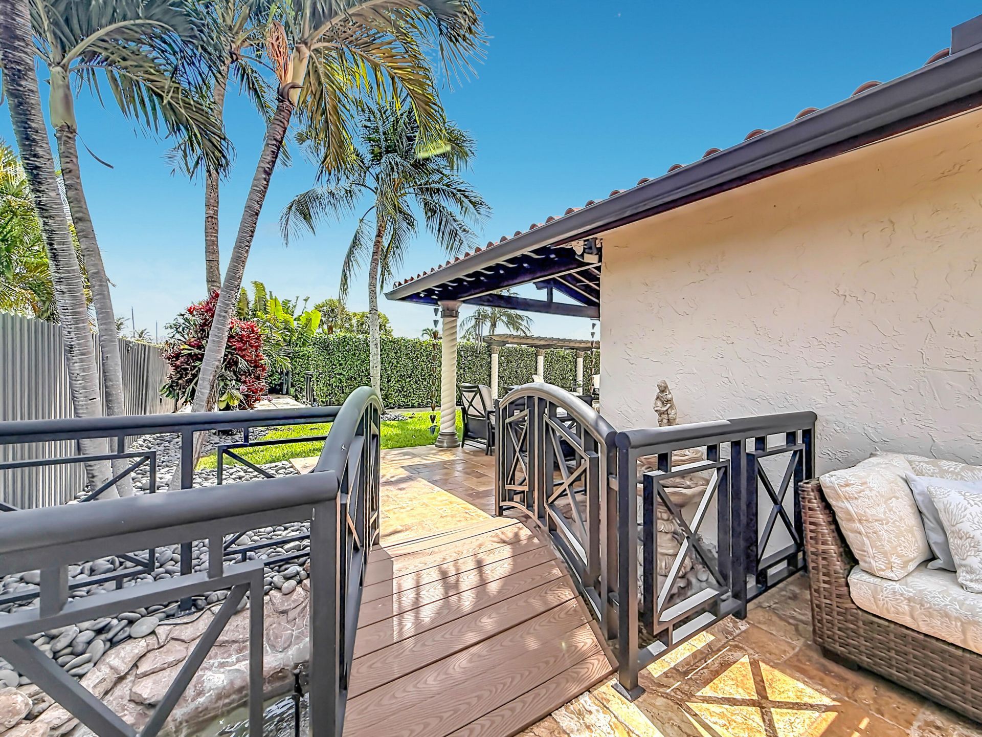736 NW 12th Avenue, Dania Beach, FL 33004 Photo