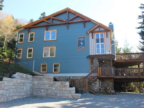 1227 N Westridge, Snowshoe, WV 26209