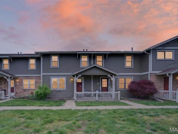 12 Catamaran Drive , Lake St Louis, MO 63367