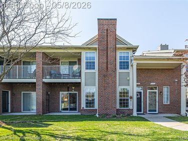 2185 Leighton Drive, Shelby Twp, MI 48317