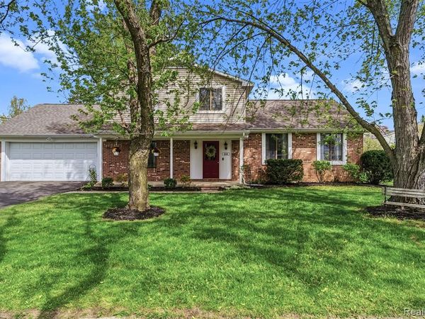 604 Luce Avenue, Flushing, MI 48433