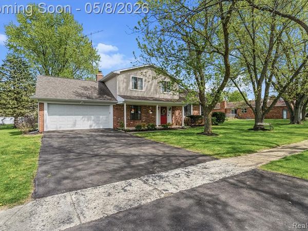 604 Luce Avenue, Flushing, MI 48433
