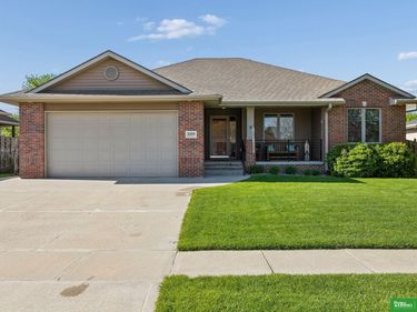 3209 Applewood Drive , Fremont, NE 68025