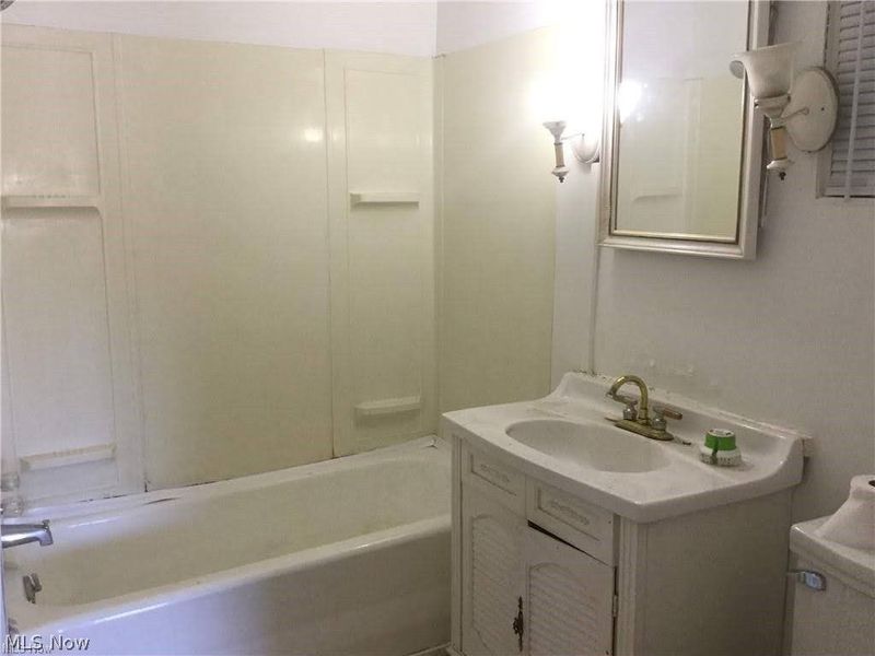 312 N 7th Street, Martins Ferry, OH 43935 Photo 16