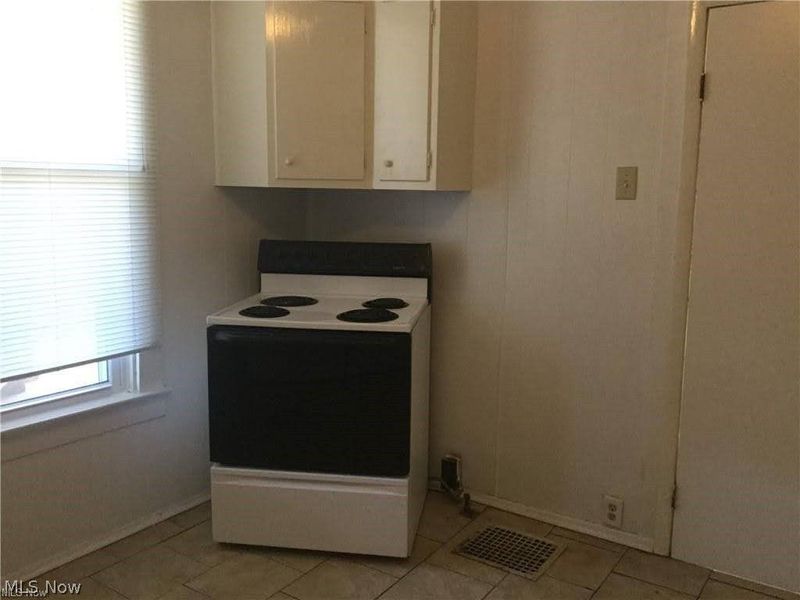 312 N 7th Street, Martins Ferry, OH 43935 Photo 3