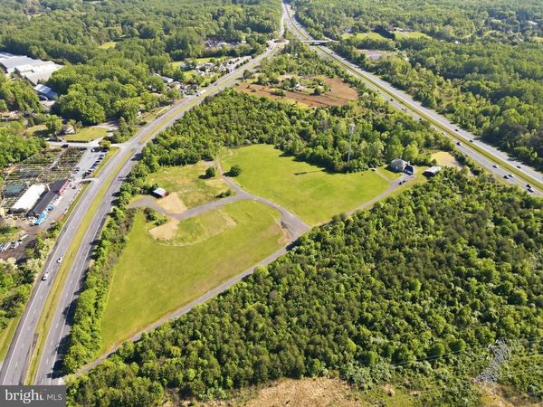 15901 OLD COLUMBIA PIKE , BURTONSVILLE, MD 20866