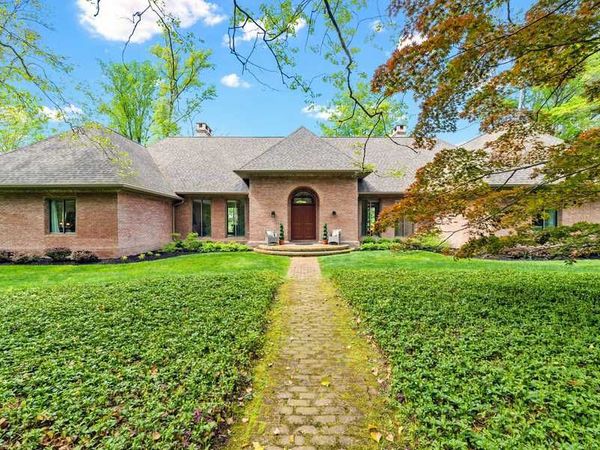 3 CARRIAGE ROAD, GREENVILLE, DE 19807