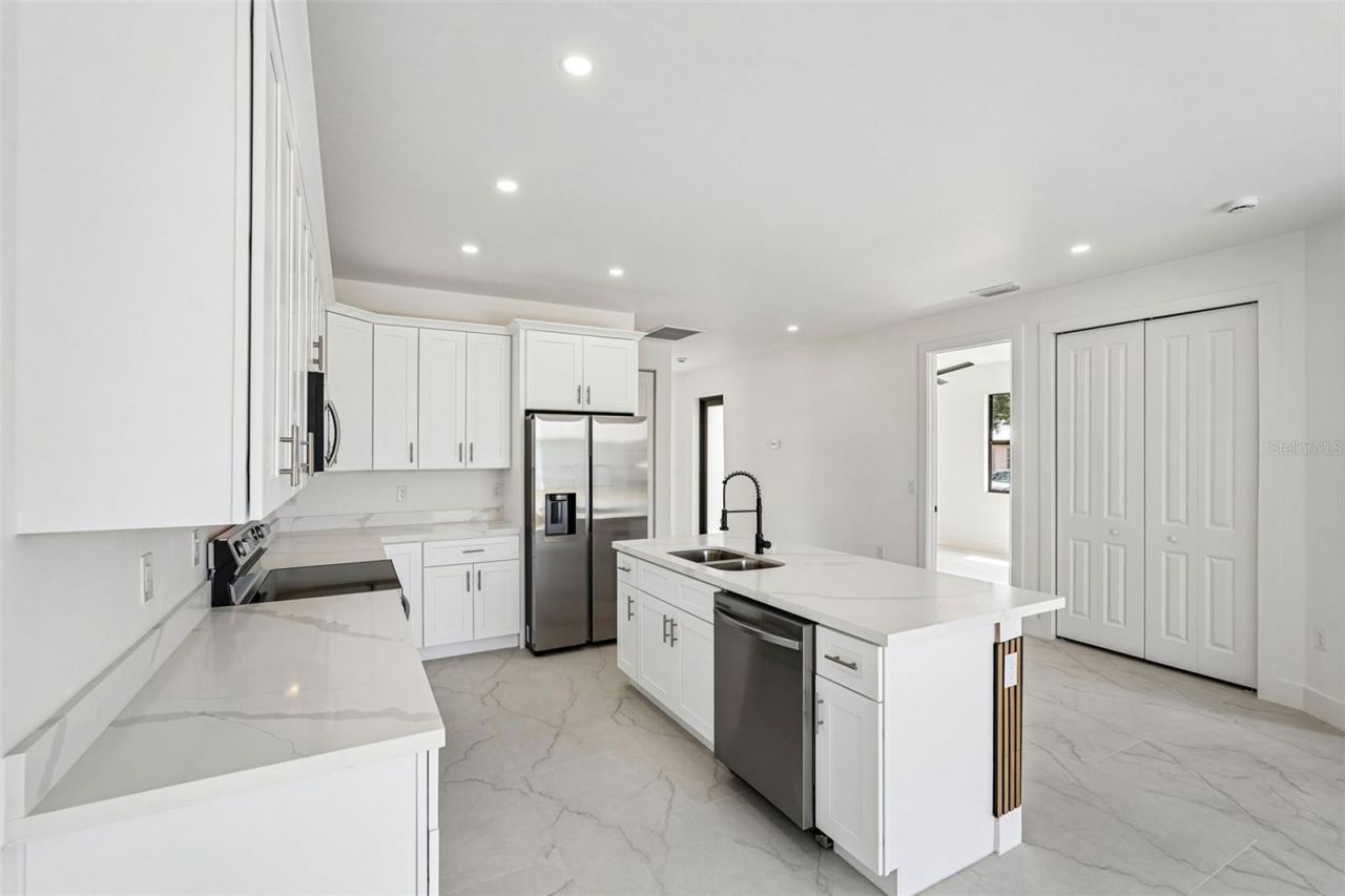 2406 Hightower Avenue S, Lehigh Acres, FL 33973 Photo