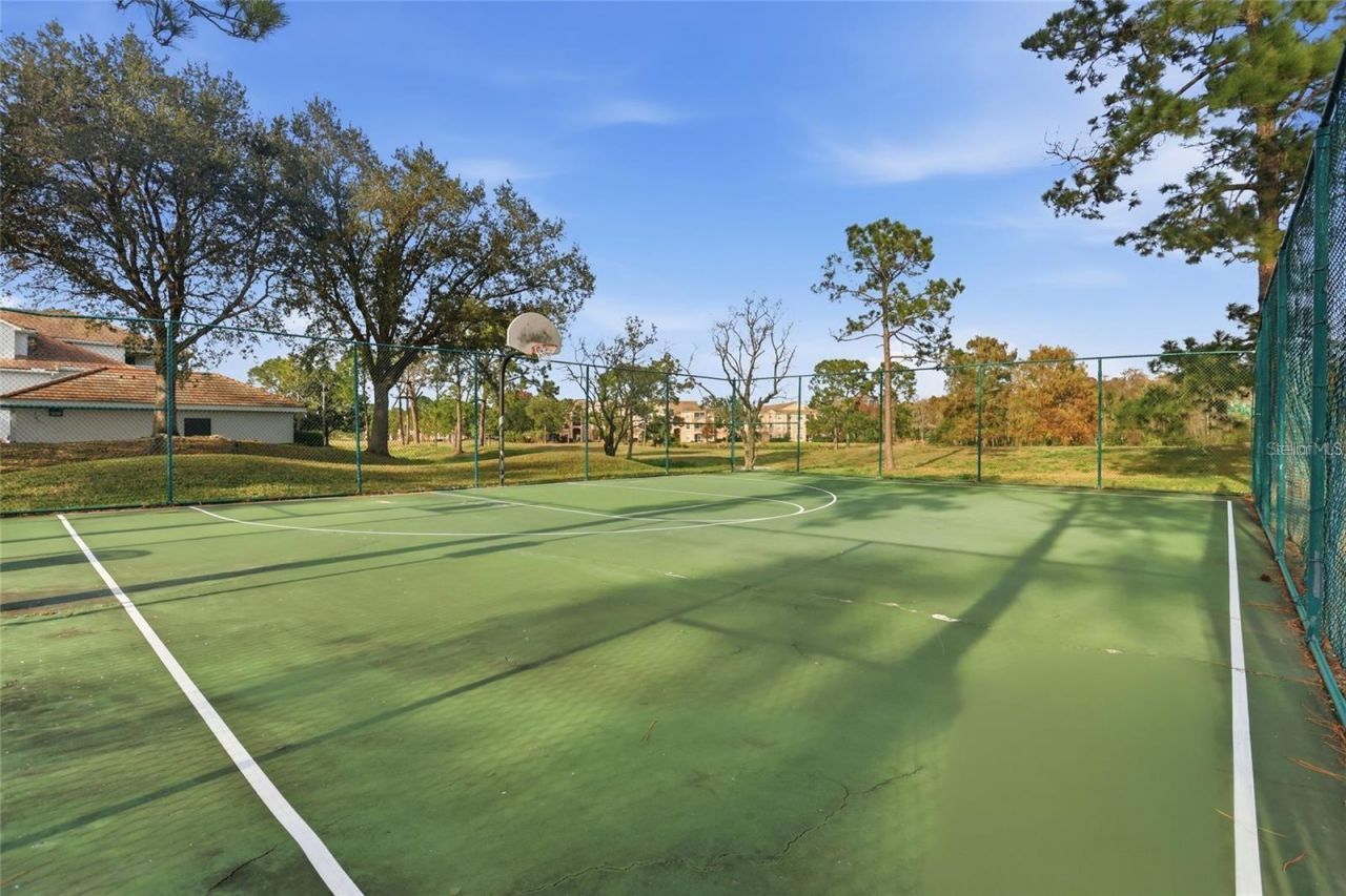 14013 Fairway Island Drive, Unit 427, Orlando, FL 32837 Photo