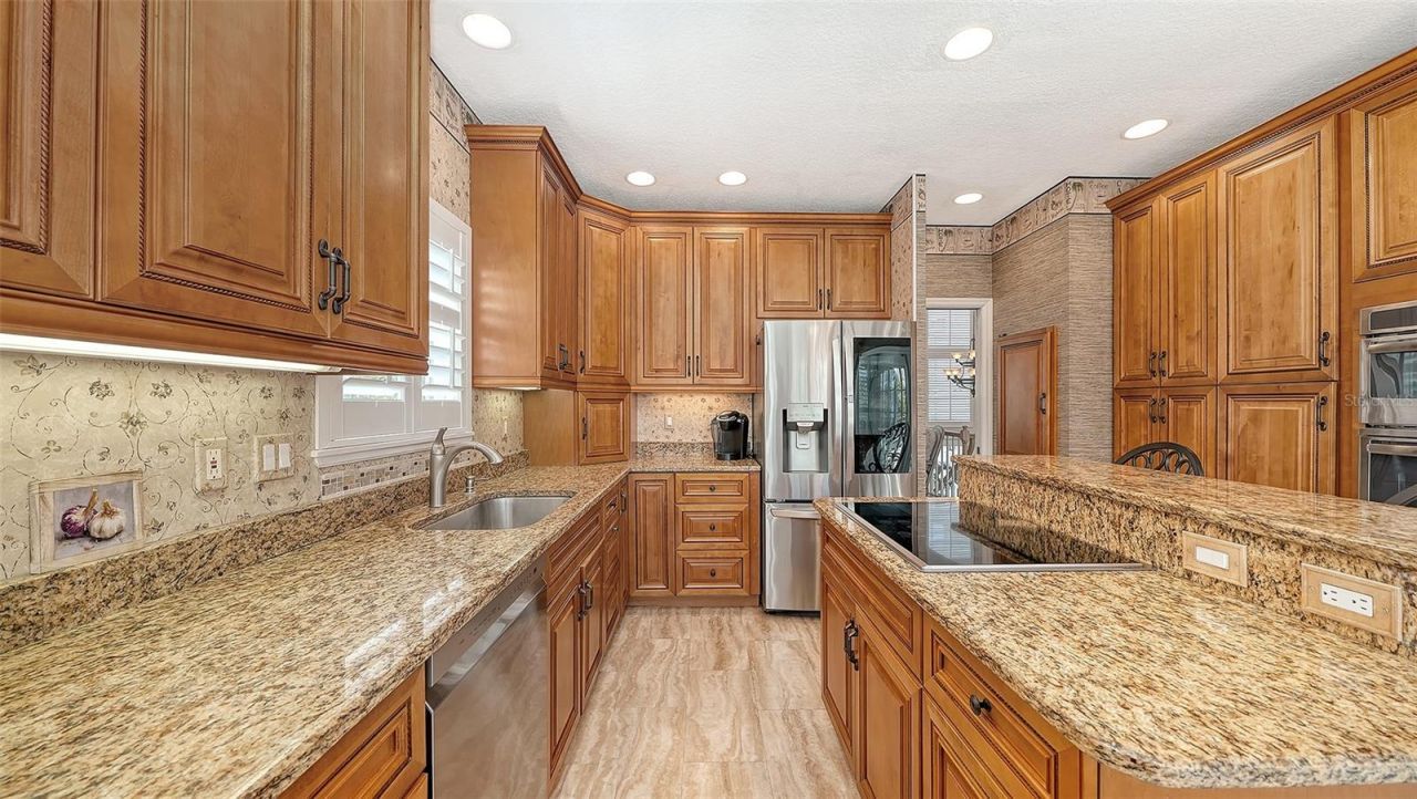 3040 Gulf Of Mexico Drive, Unit 3, Longboat Key, FL 34228 Photo