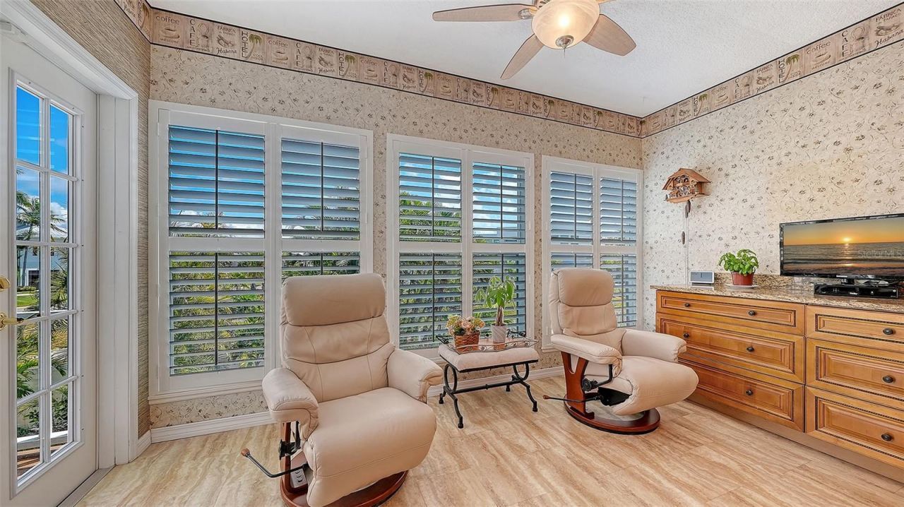 3040 Gulf Of Mexico Drive, Unit 3, Longboat Key, FL 34228 Photo