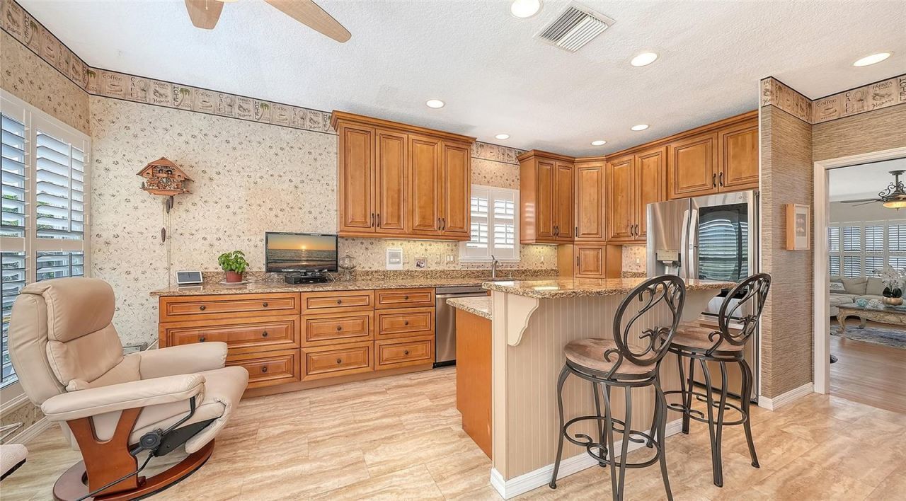 3040 Gulf Of Mexico Drive, Unit 3, Longboat Key, FL 34228 Photo