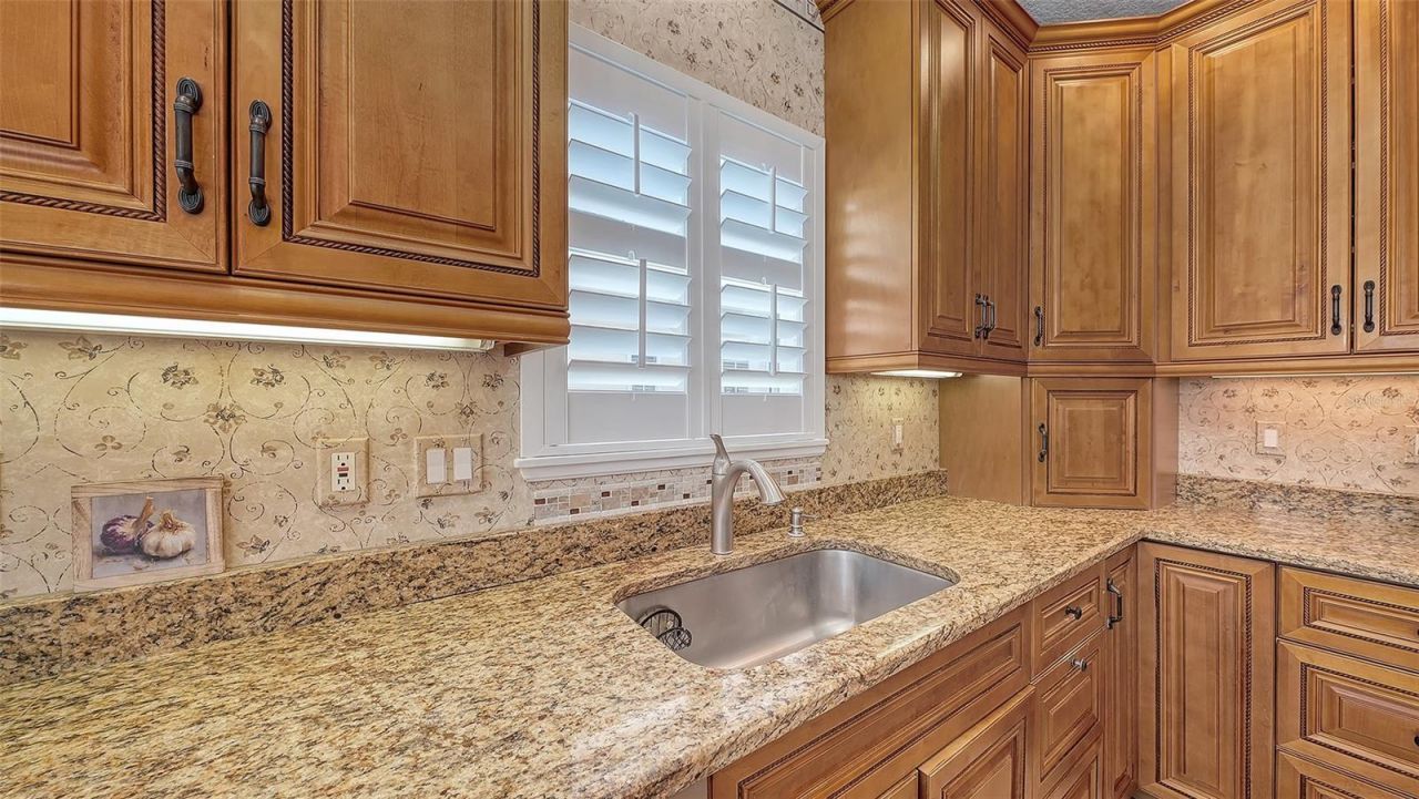 3040 Gulf Of Mexico Drive, Unit 3, Longboat Key, FL 34228 Photo
