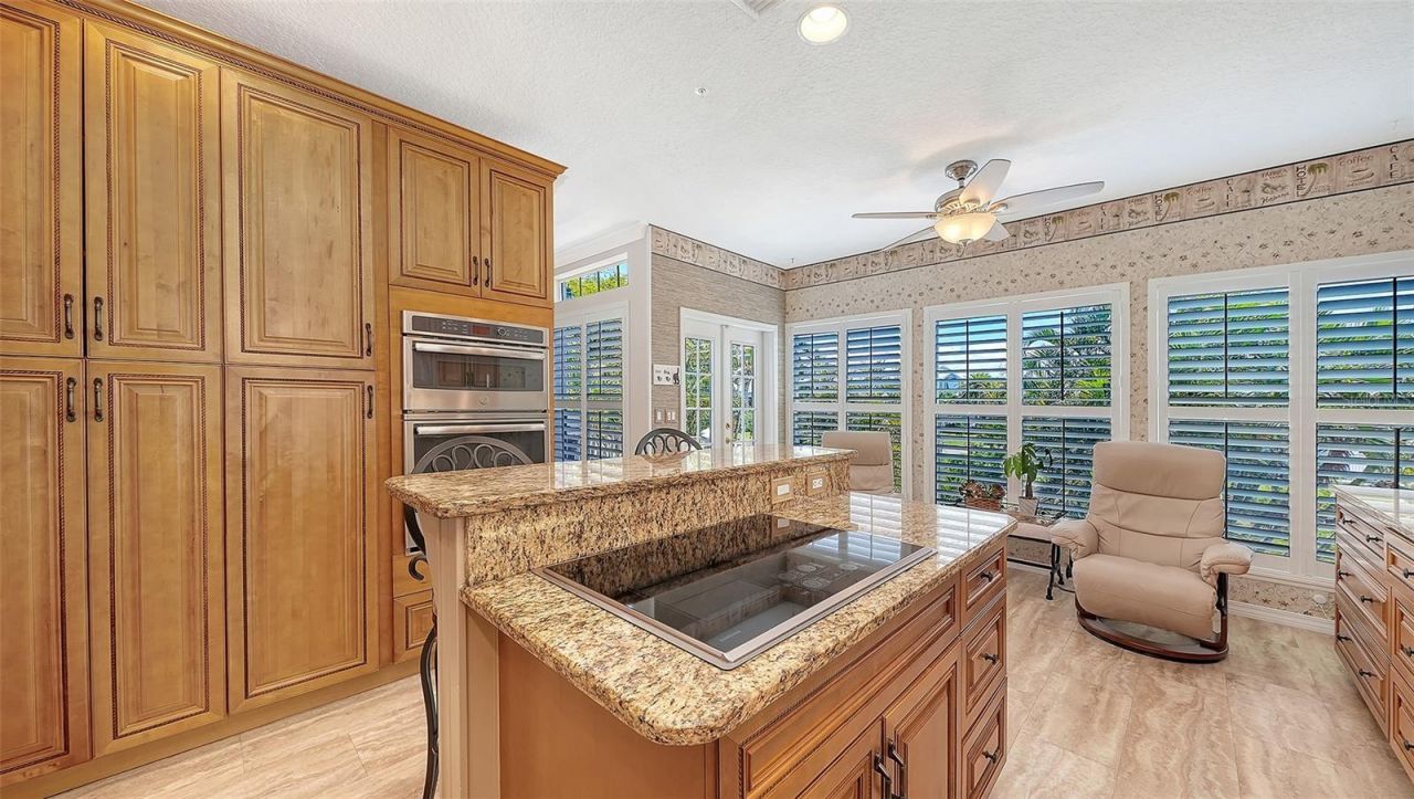 3040 Gulf Of Mexico Drive, Unit 3, Longboat Key, FL 34228 Photo