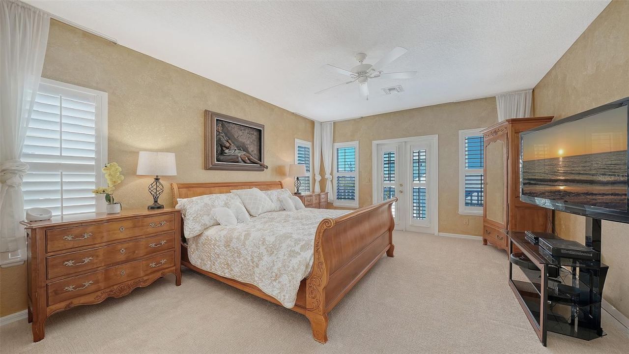 3040 Gulf Of Mexico Drive, Unit 3, Longboat Key, FL 34228 Photo