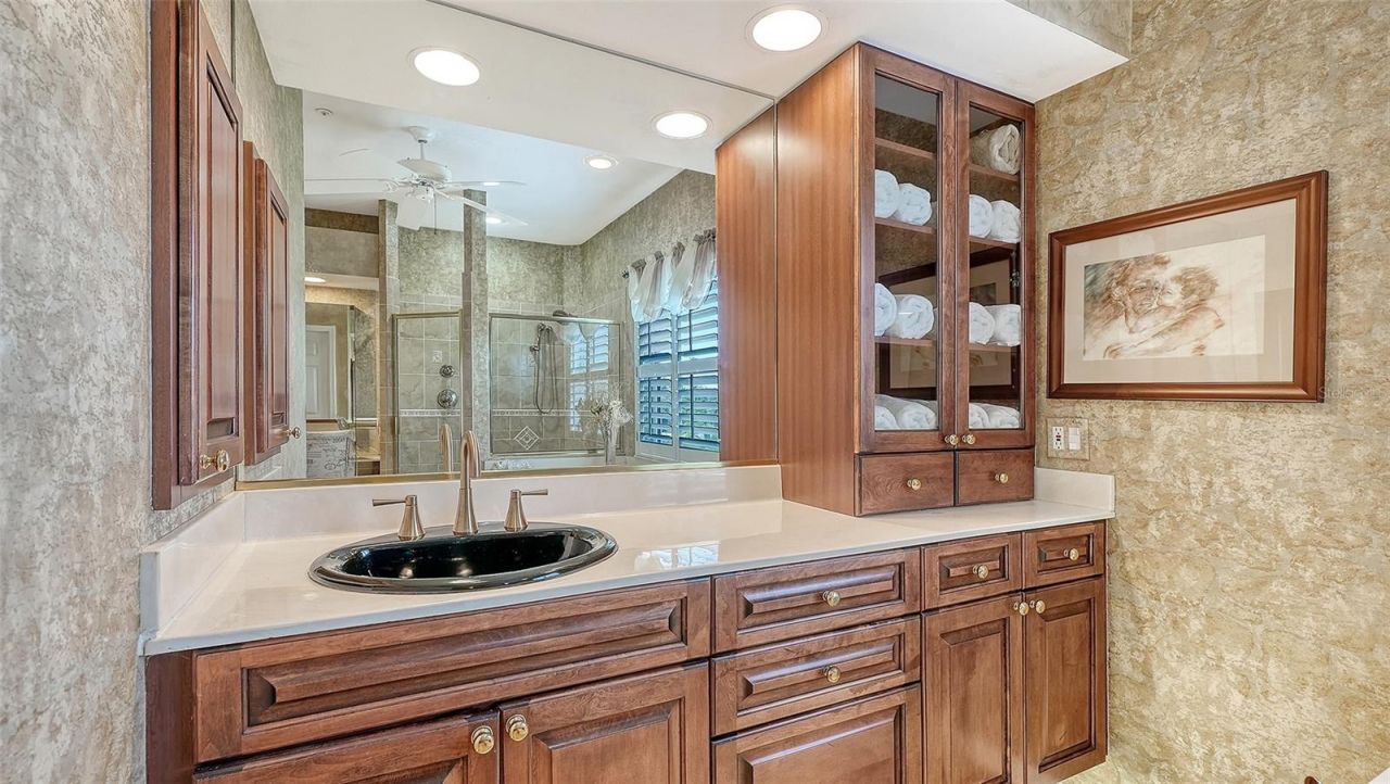 3040 Gulf Of Mexico Drive, Unit 3, Longboat Key, FL 34228 Photo