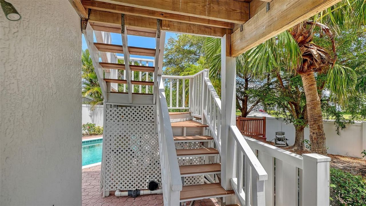 3040 Gulf Of Mexico Drive, Unit 3, Longboat Key, FL 34228 Photo