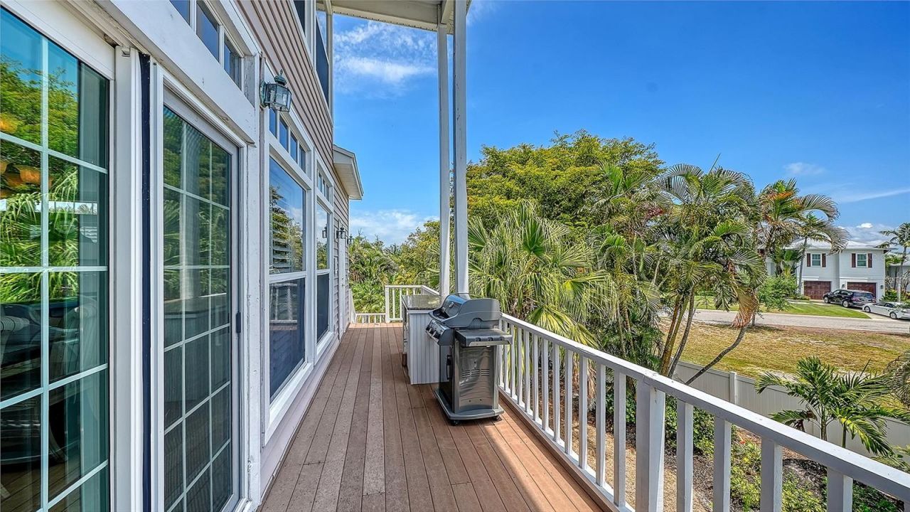 3040 Gulf Of Mexico Drive, Unit 3, Longboat Key, FL 34228 Photo