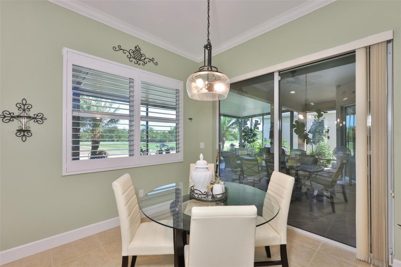 1618 Emerald Dunes Drive, Sun City Center, FL 33573 Photo