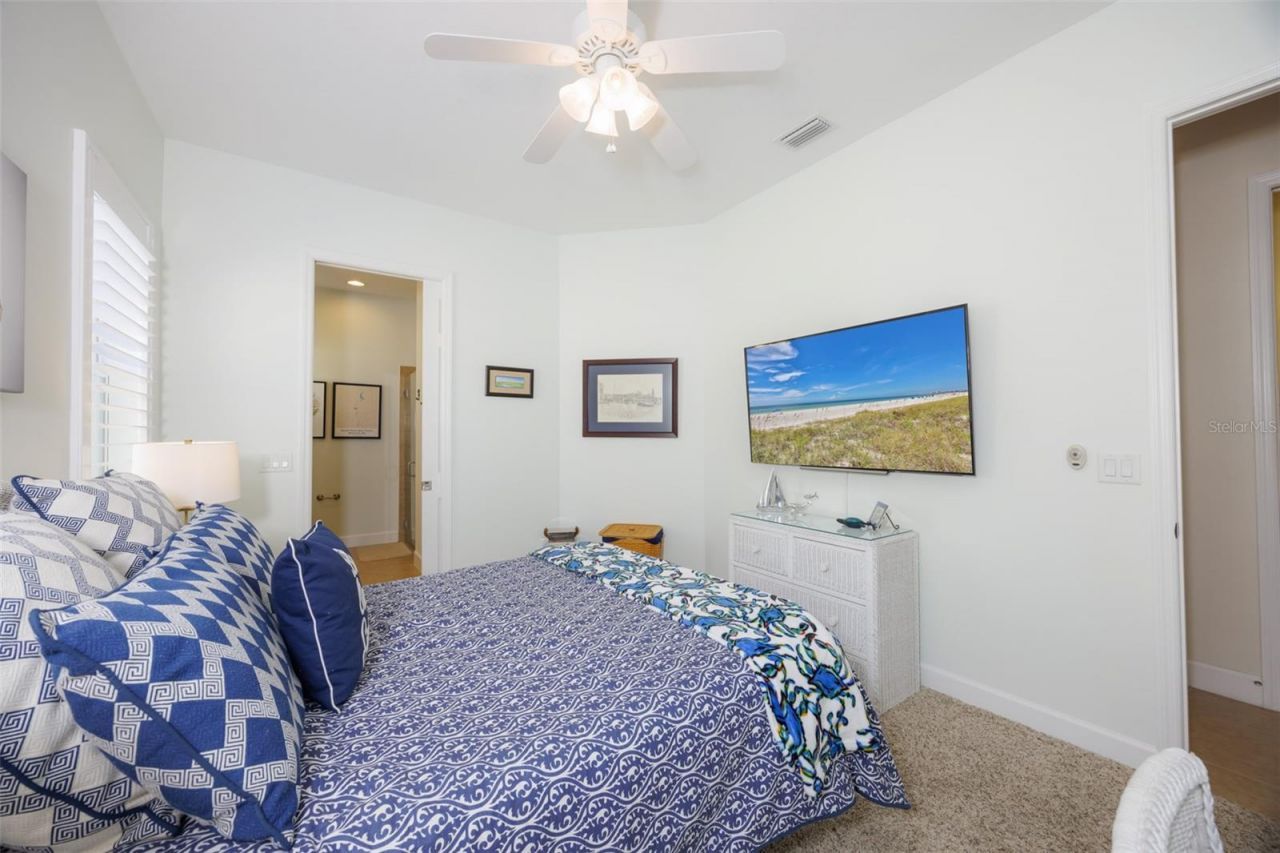 1618 Emerald Dunes Drive, Sun City Center, FL 33573 Photo