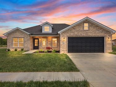 105 Choctaw Trail, Richmond, KY 40475