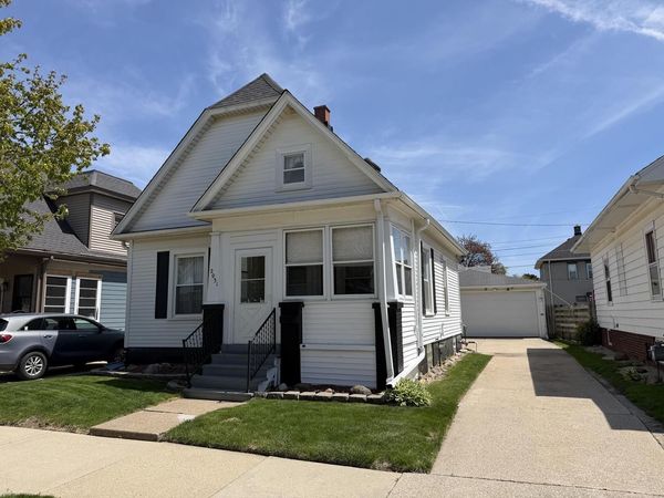 2031 Superior STREET, Racine, WI 53402