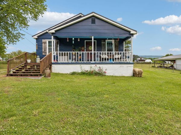 180 N Walnut Street, Whitwell, TN 37397
