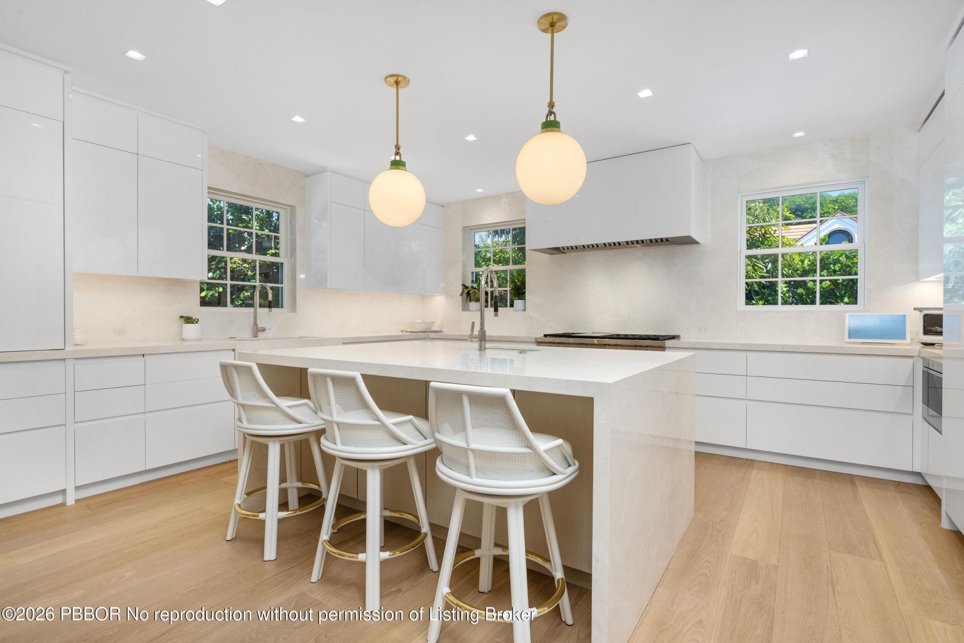 991 N Lake Way, Palm Beach, FL 33480 Photo